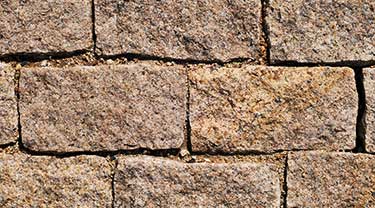 RATTAN YELLOW GRANITE SPLIT CUBES & COBBLES (LIMITED AVAILABILITY)