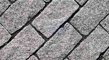 LIGHT GRAY GRANITE SPLIT CUBES & COBBLES