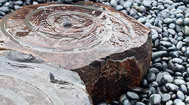 SWIRL PATTERN BASALT FOUNTAIN