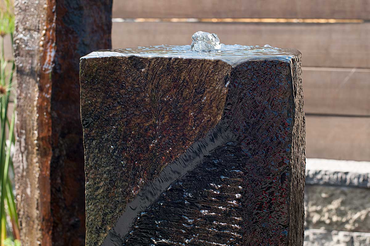 SPECIAL CARVING BASALT FOUNTAIN (LIMITED AVAILABILITY)