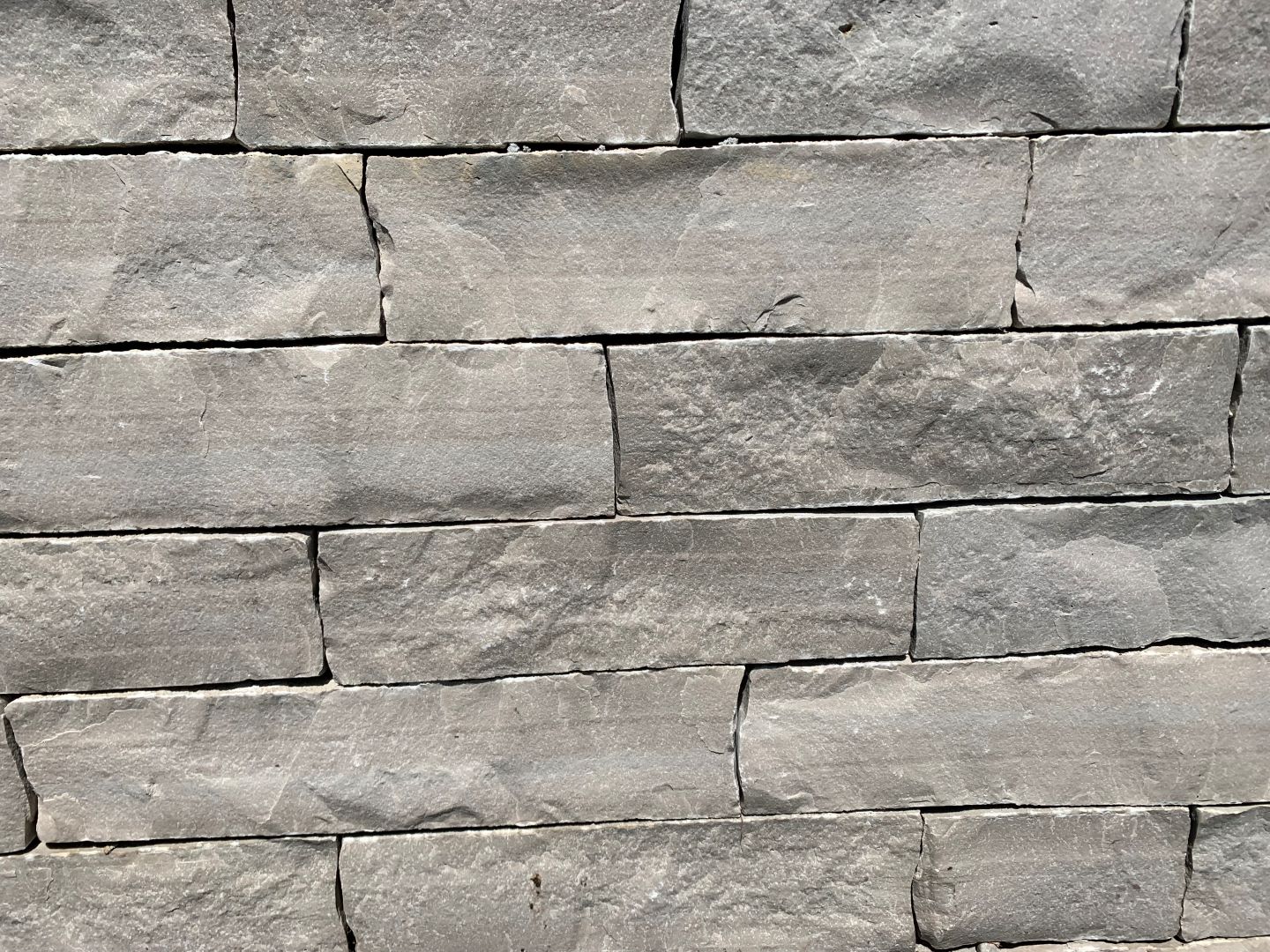 ANTIGO LEDGE STONE