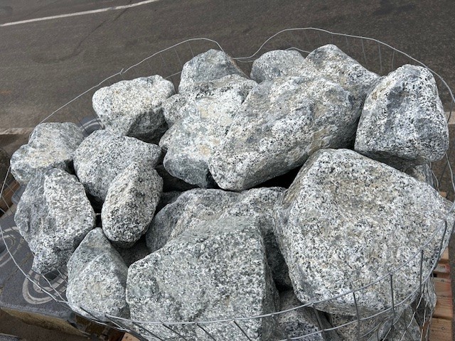 GREY GRANITE WALL ROCK