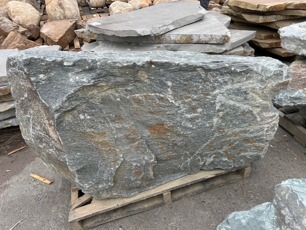 SPECIMEN WOODMONT BOULDERS