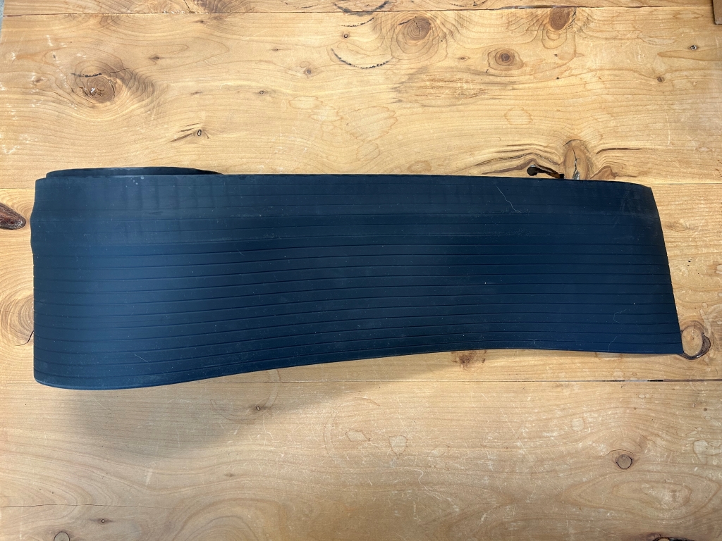 TAILGATE GAP COVER