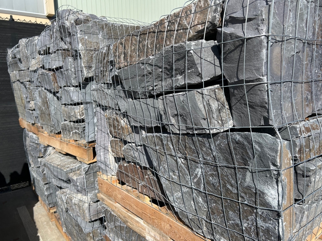 TWIN PEAKS DRY STACK